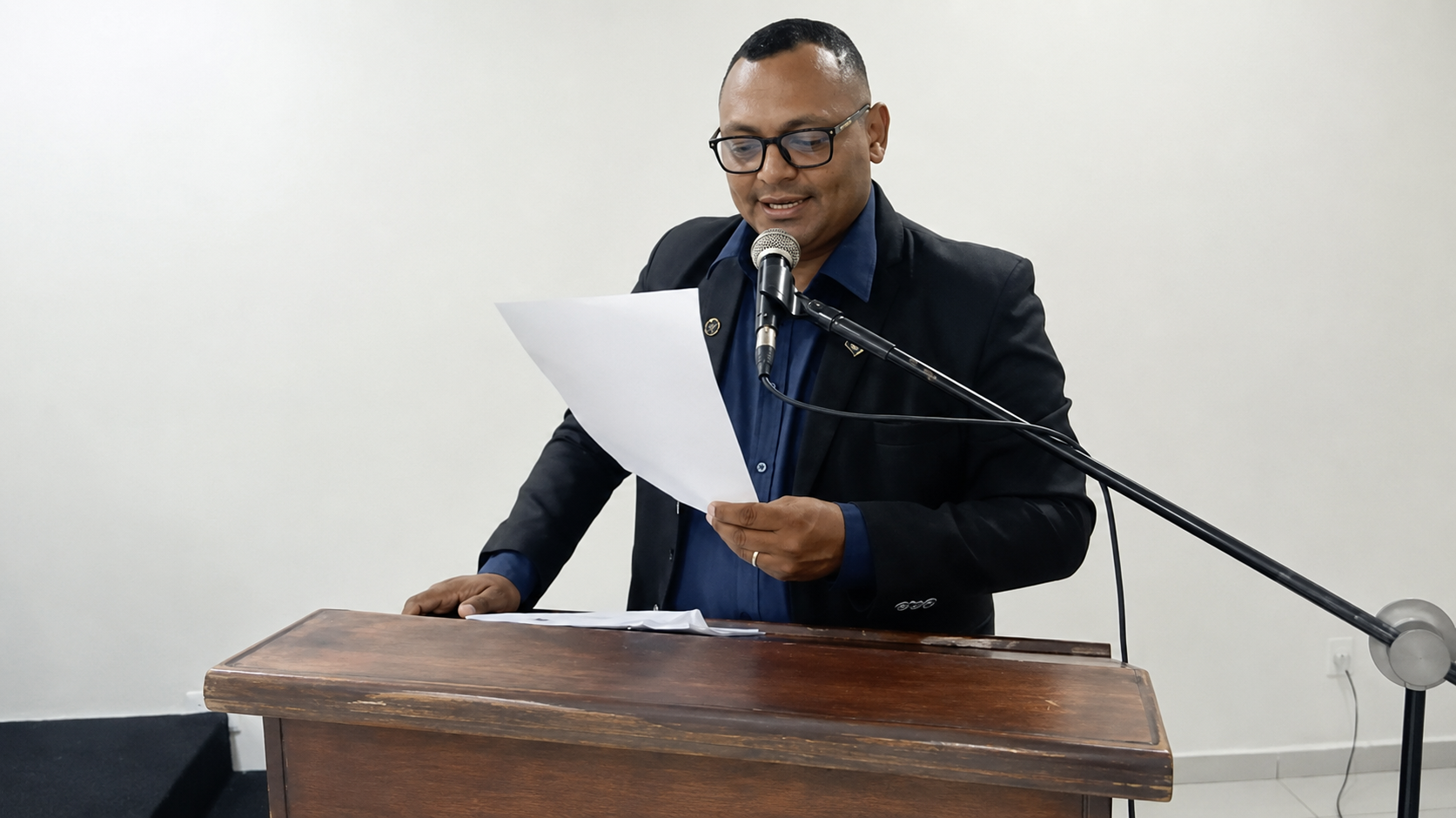INDICAÇÕES N.º 133 E 134 DO VEREADOR JOÃO BRITO