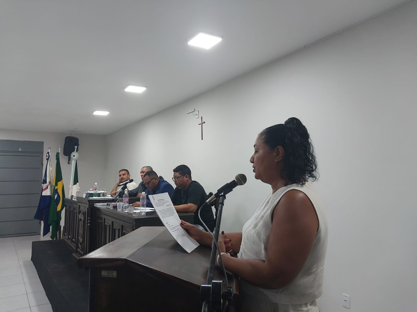 REQUERIMENTO Nº 017/2025 E INDICAÇÃO Nº 218/2025 DA VEREADORA MAGDA CHALEGA