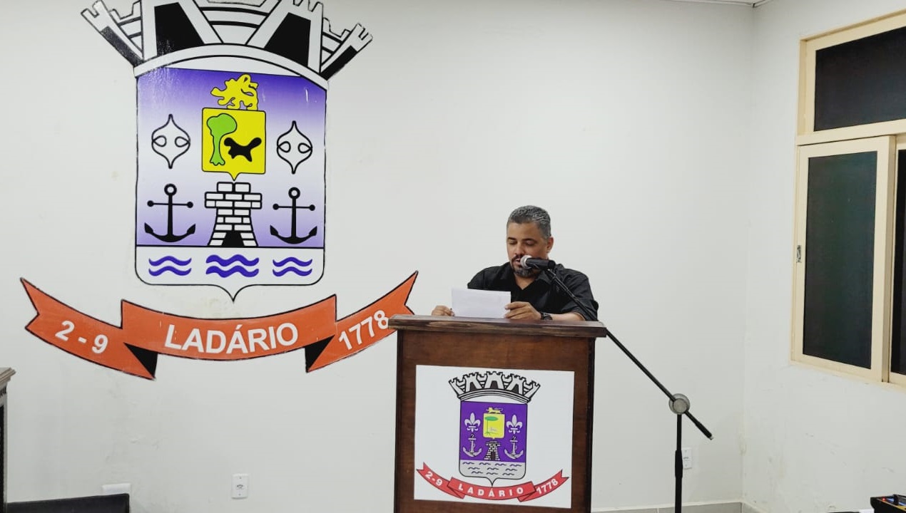 INDICAÇÕES DO VEREADOR CARLOS EDUARDO APRESENTADAS NA SESSÃO ORDINÁRIA