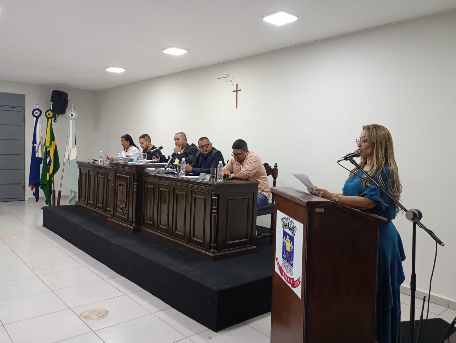 INDICAÇÃO Nº 230/2025 DA VEREADORA JOSIANE BRAGA e MOÇÃO DE APALAUSOS E CONGRATULAÇÕES Nº 024/2025