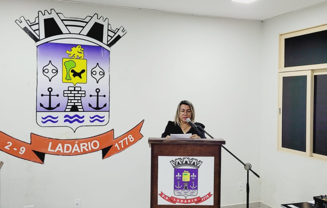 INDICAÇAO E PROJETO DE LEI DA VEREADORA EVA MARINALVA NA SESSÃO ORDINÁRIA