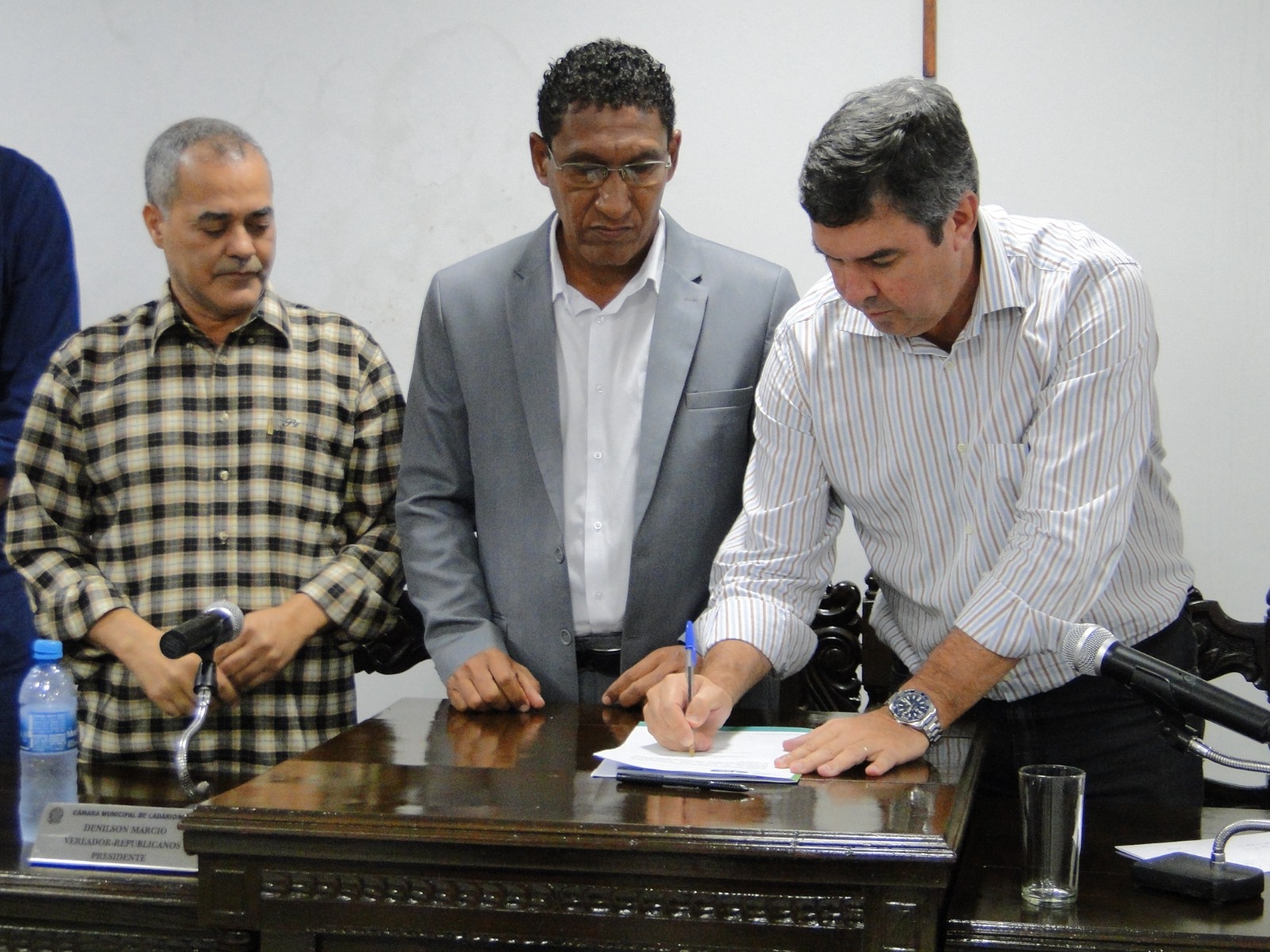 GOVERNADOR AUTORIZA ELABORAÇÃO DO PROJETO DE CONTORNO RODOVIÁRIO