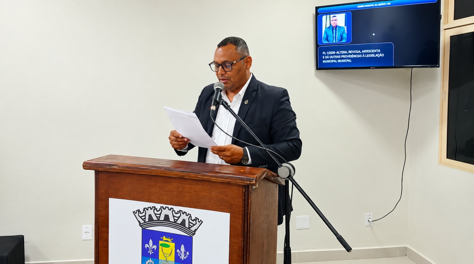 INDICAÇÕES N°175 E N°176/2026 DO VEREADOR JOÃO BRITO
